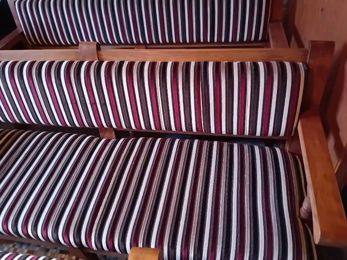 Pub benches - Image 4