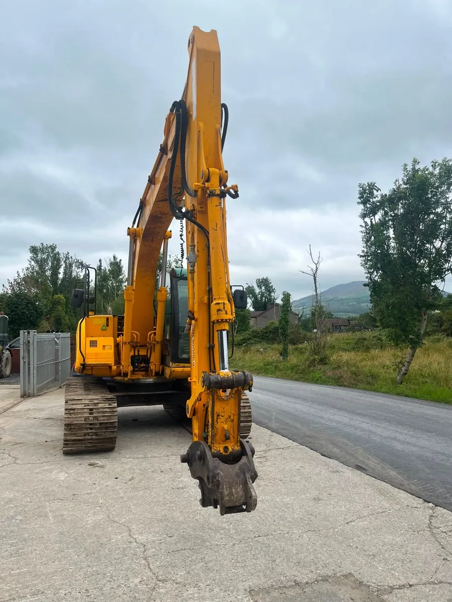 JCB JS130 Groundworker - Image 1
