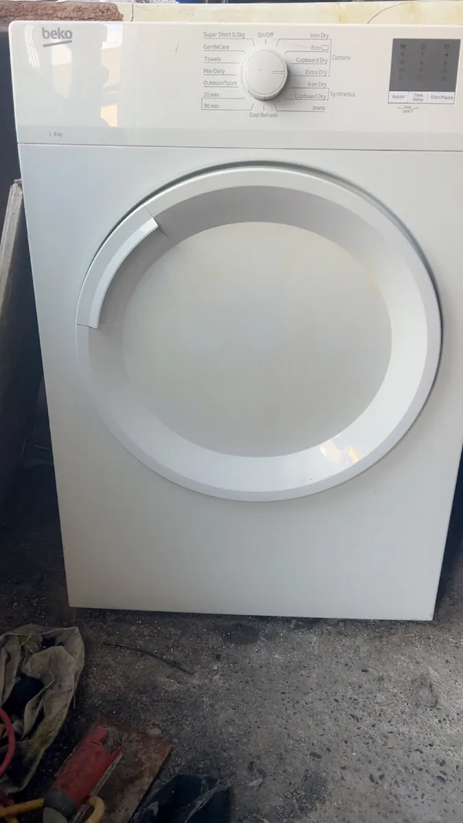 Fridge and dryer - Image 1