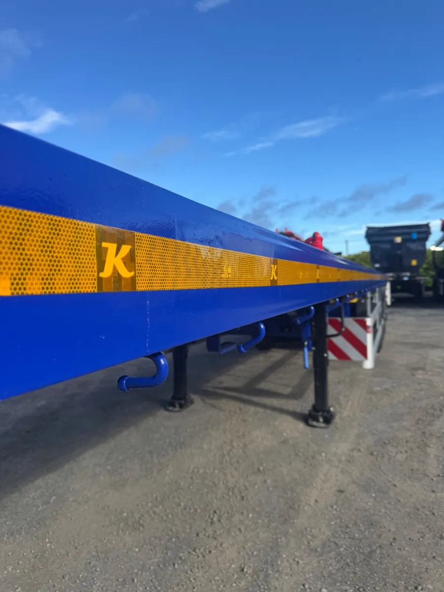 Flat Trailer  New Kassbohrer - Image 4