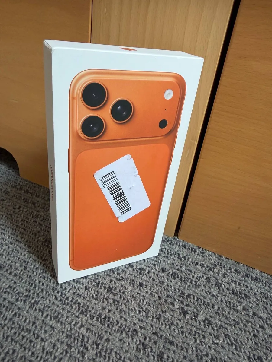 iPhone 17 Pro Max 256GB Silver & Orange - Image 1