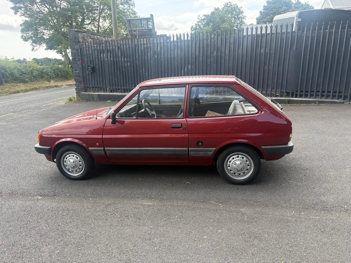 Ford fiesta - Image 2