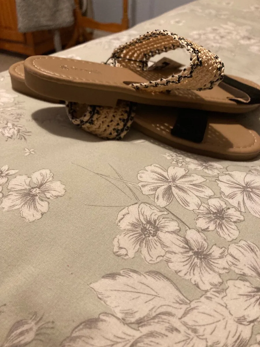 Sandals - Image 2