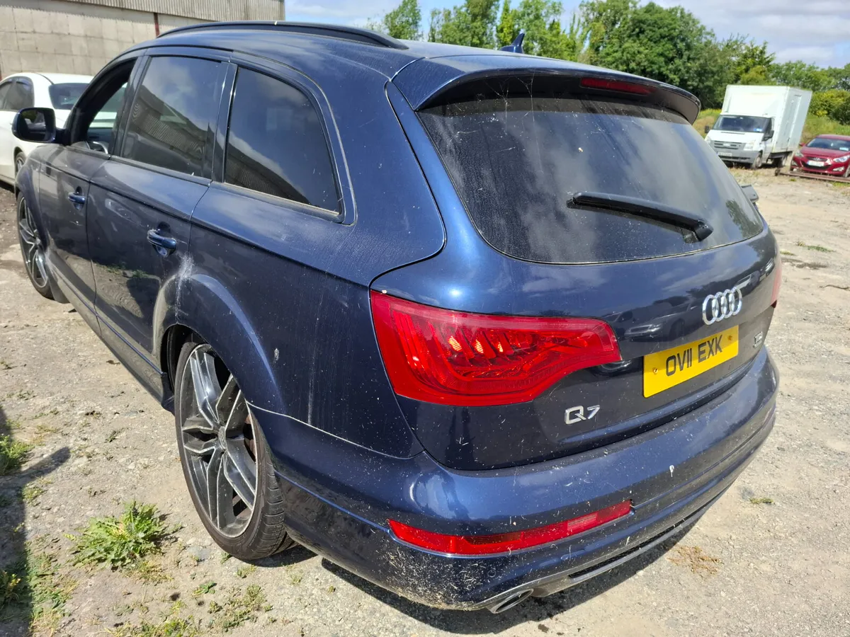 2011 Audi Q7, 3l TDI, Quattro, Automatic parts - Image 3