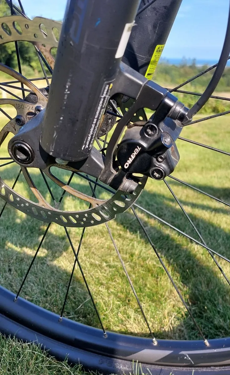 Giant Fathom E+3 electric mountain bike EMTB - Image 3