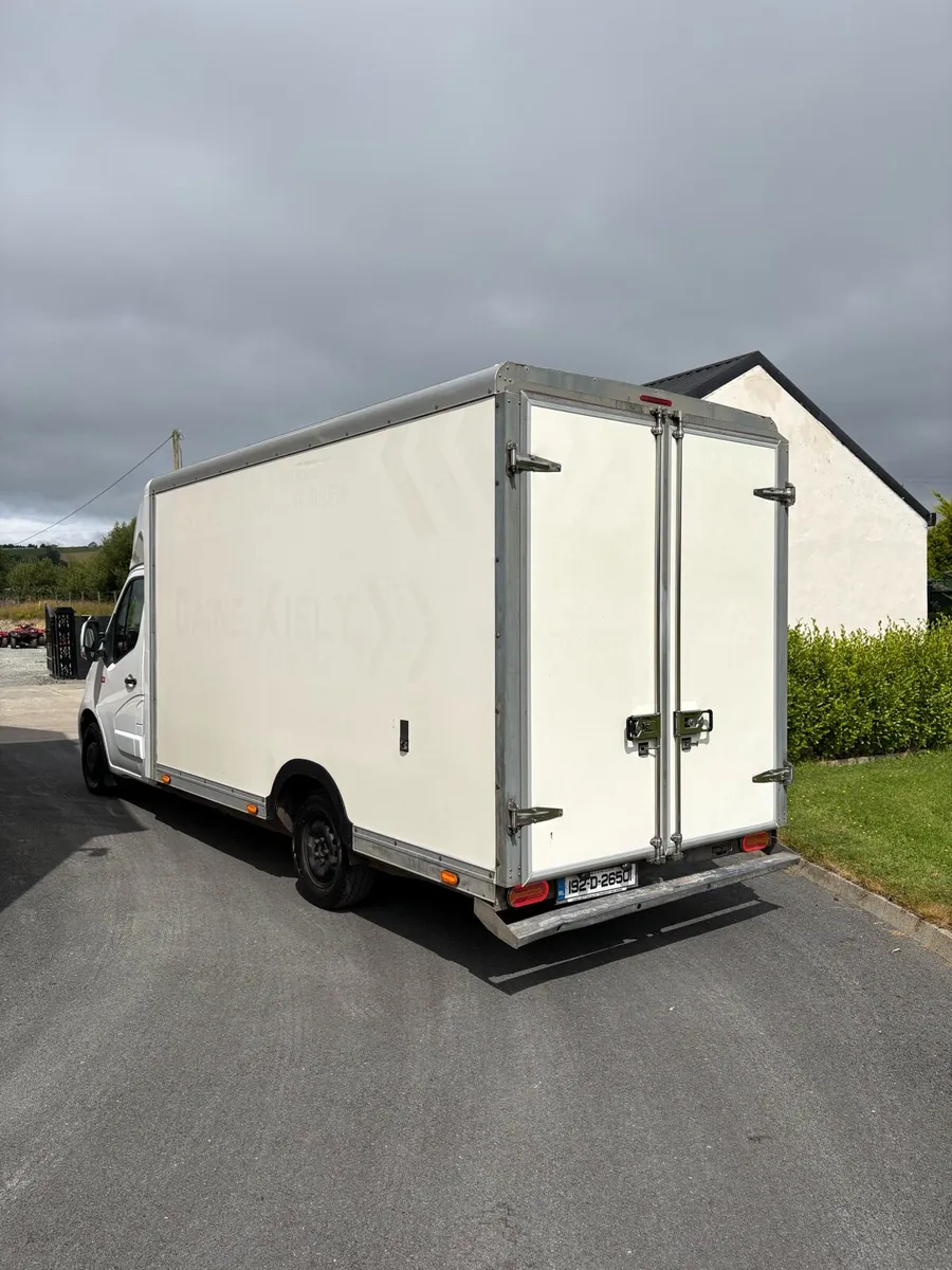 2019 Renault master loloader - Image 4