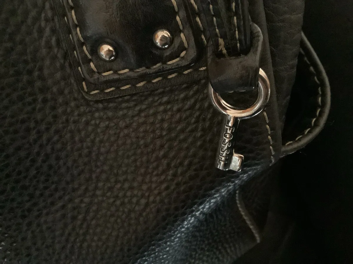 Vintage Fossil black pebbled leather shoulder bag - Image 3