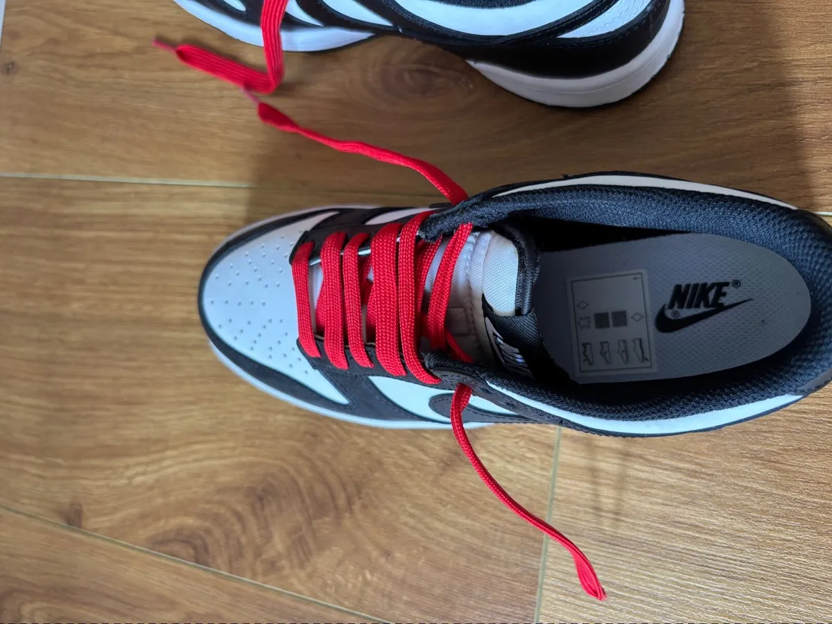 Nike Dunk Low Trainers - Image 2