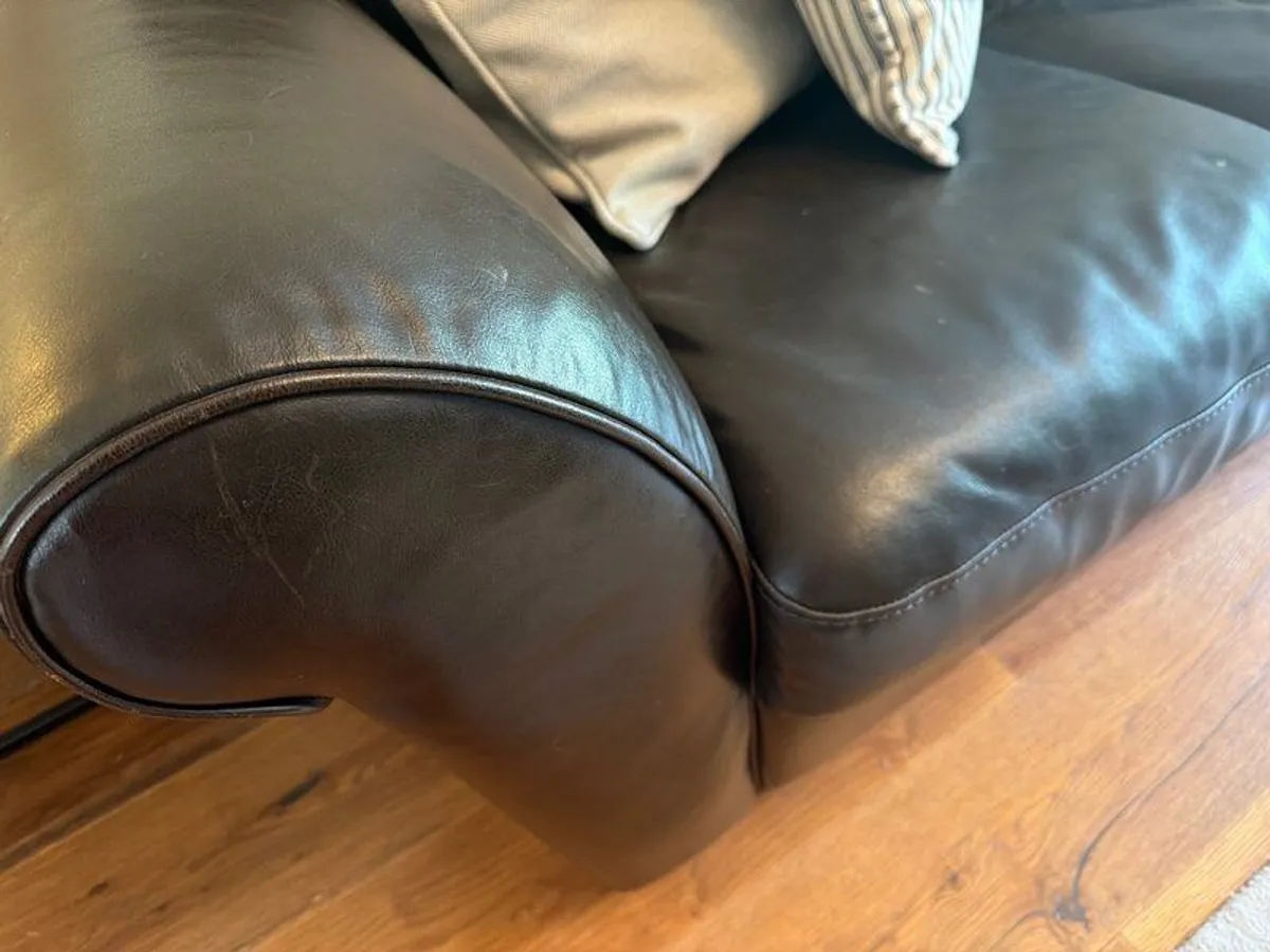 Natuzzi Italian Leather Sofa Suite  4 Seater - Image 3