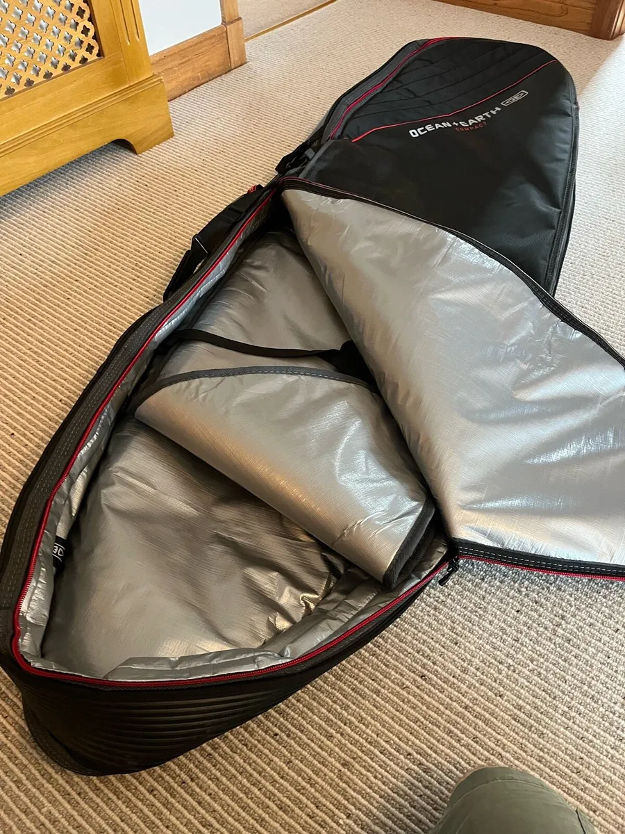 Surfboard bag - Image 1