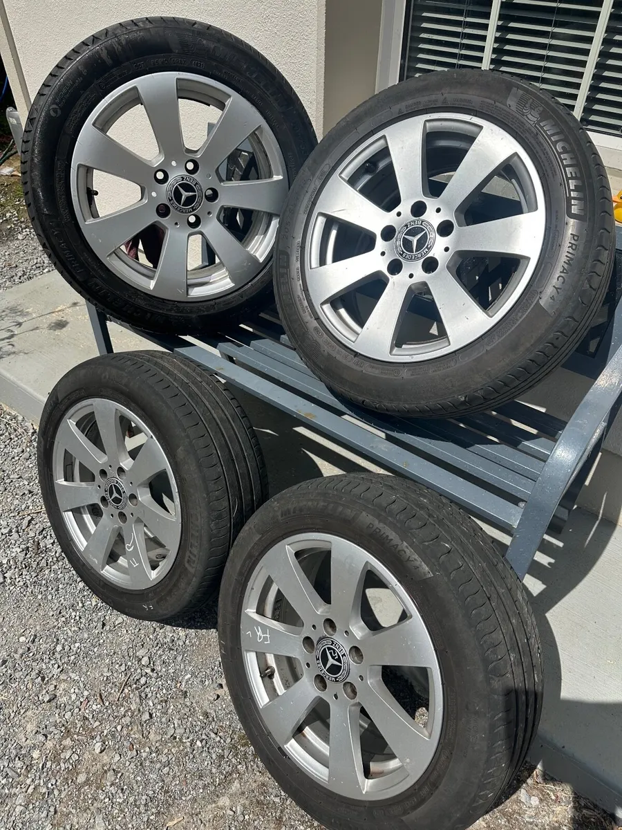 Mercedes wheels& tyres - Image 3