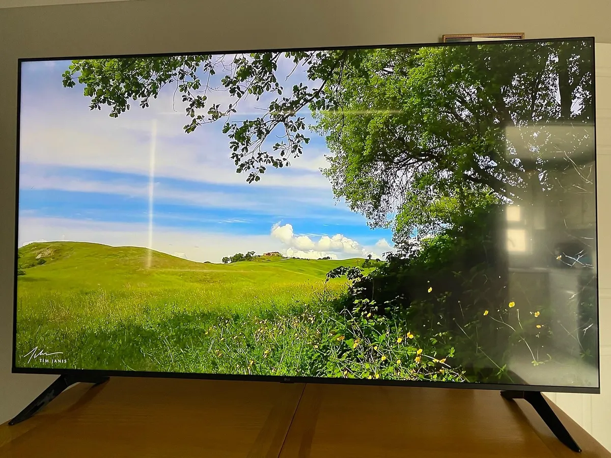 65Inch LG 4K Smart Tv - Image 3