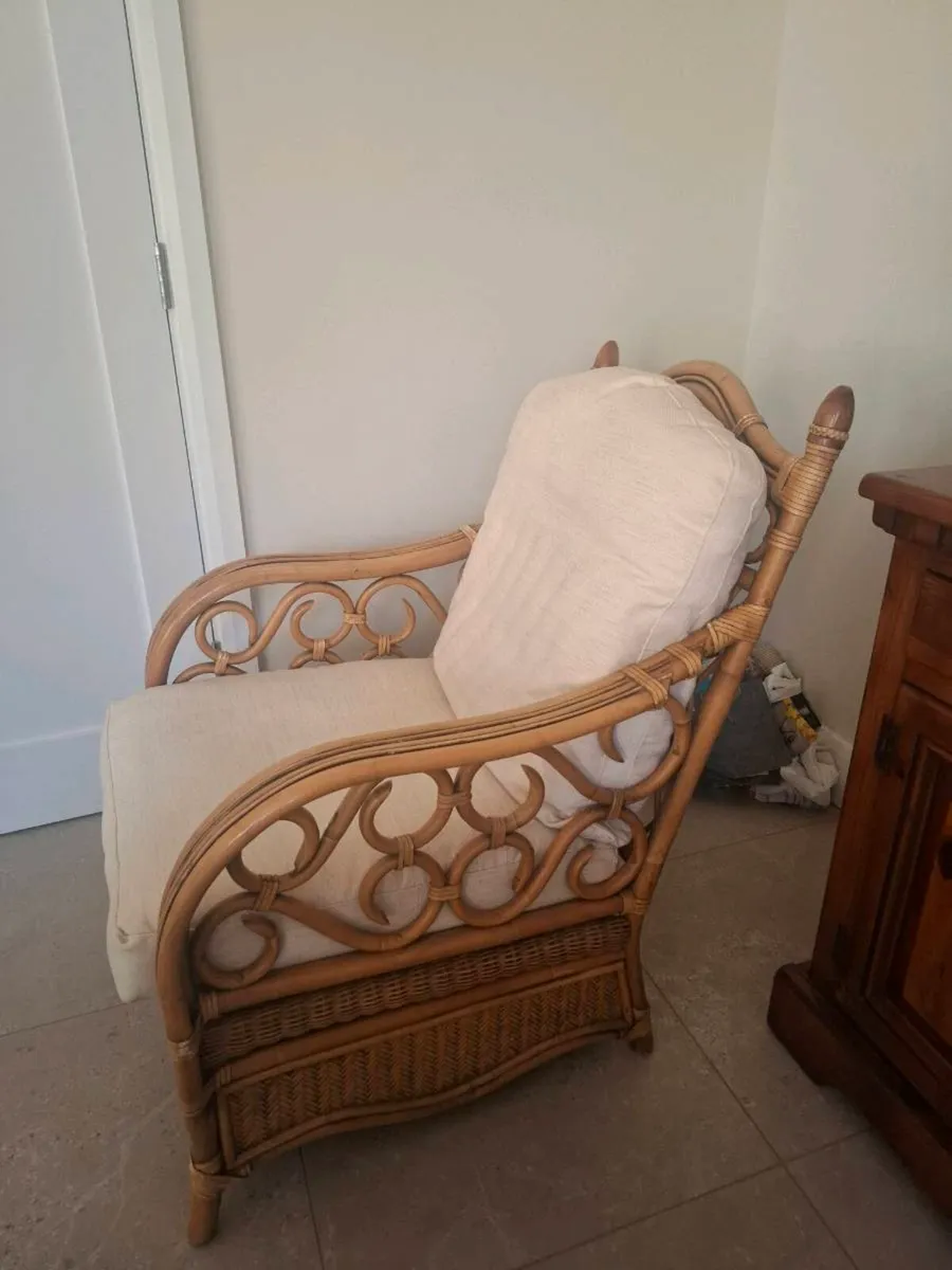 Conservatory furniture - Image 1