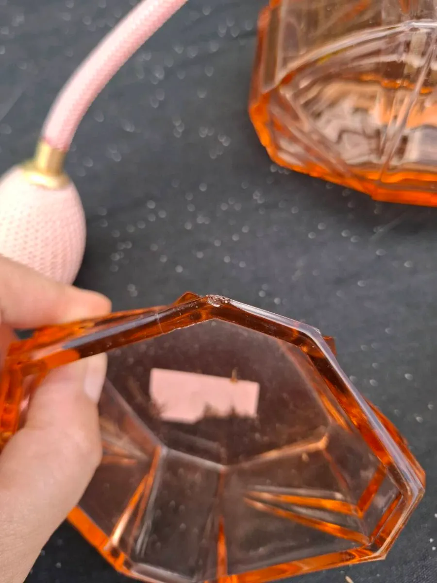 Glass vintage perfume set - Image 3