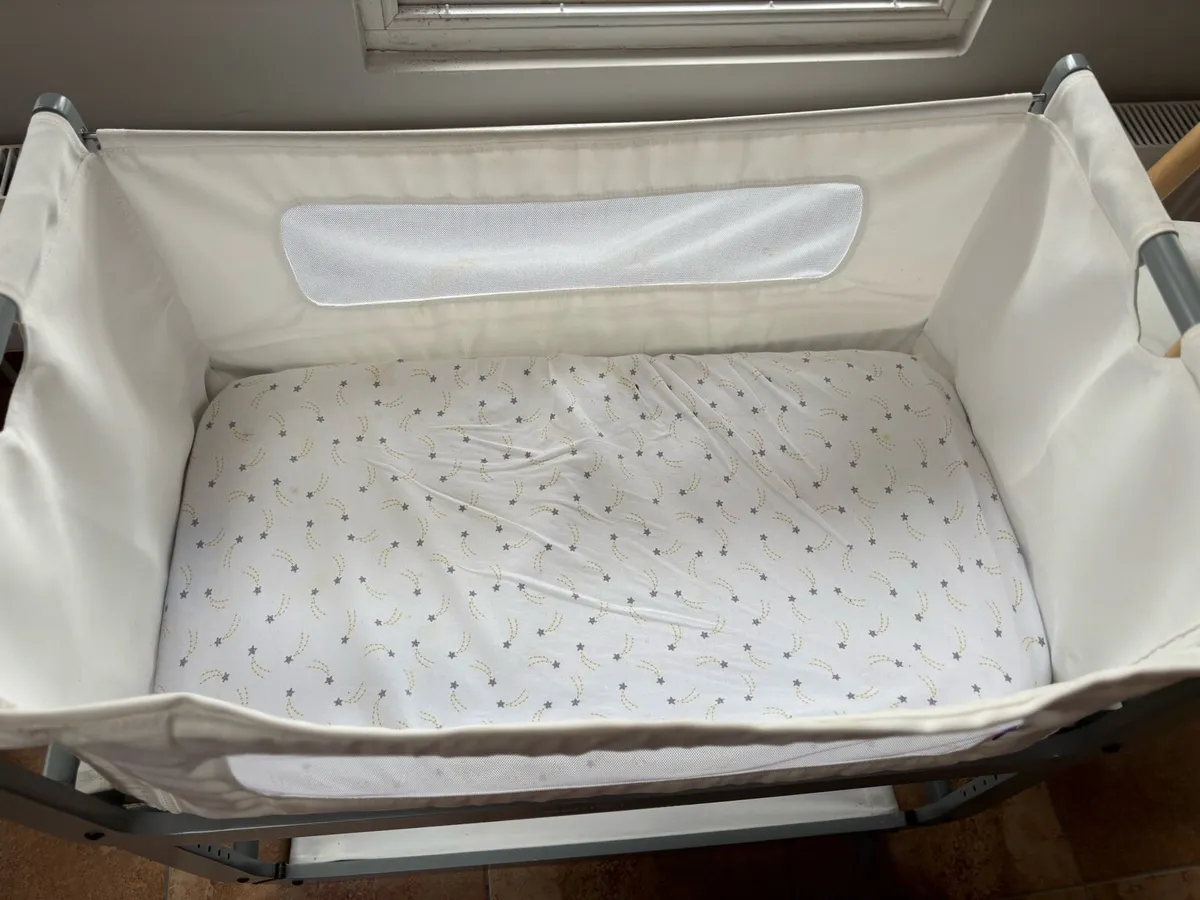Snuzpod next to me cot - Image 3