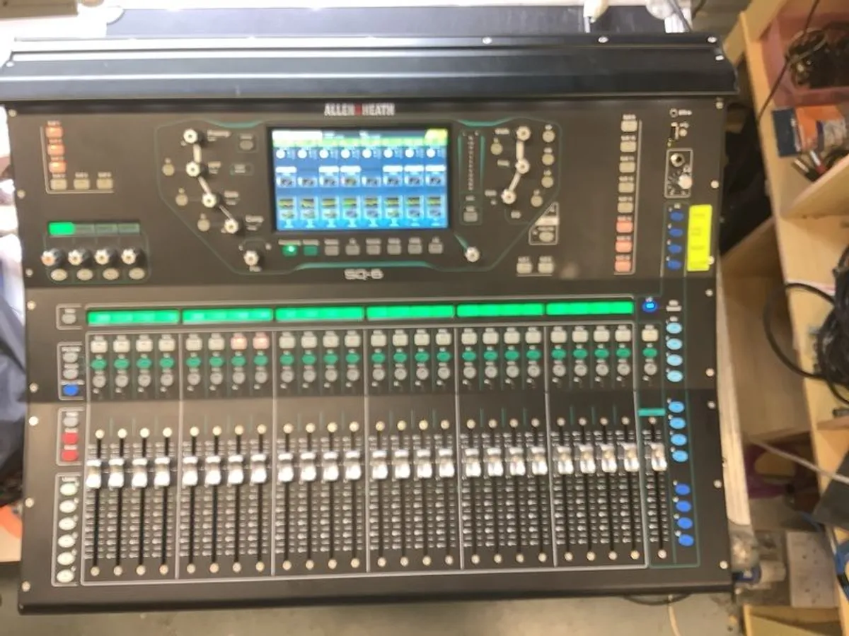 SQ 6 Allen & Heath digital mixing desk - Image 2