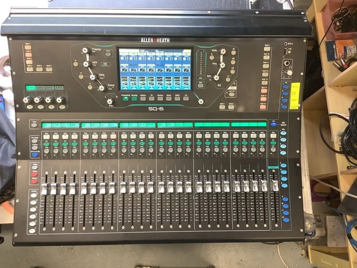 SQ 6 Allen & Heath digital mixing desk - Image 3