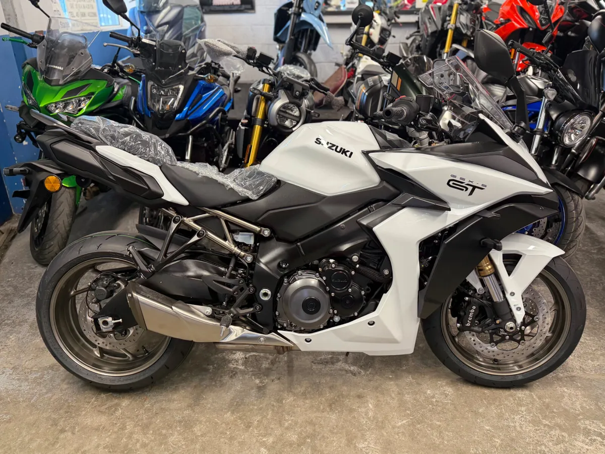 Brand New 2026 SUZUKI GSX-S GT1000 - Image 1