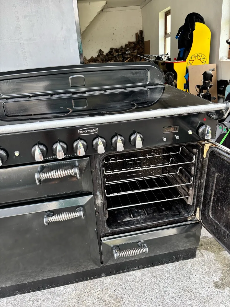Black rangemaster cooker - Image 2
