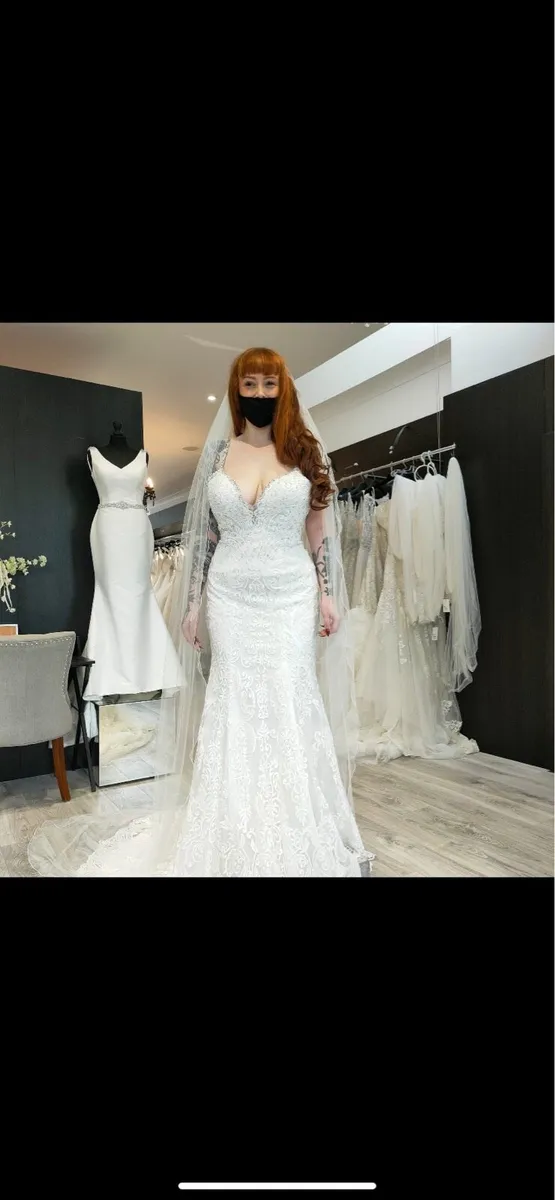 Allure Bridal Wedding Dress - Image 3