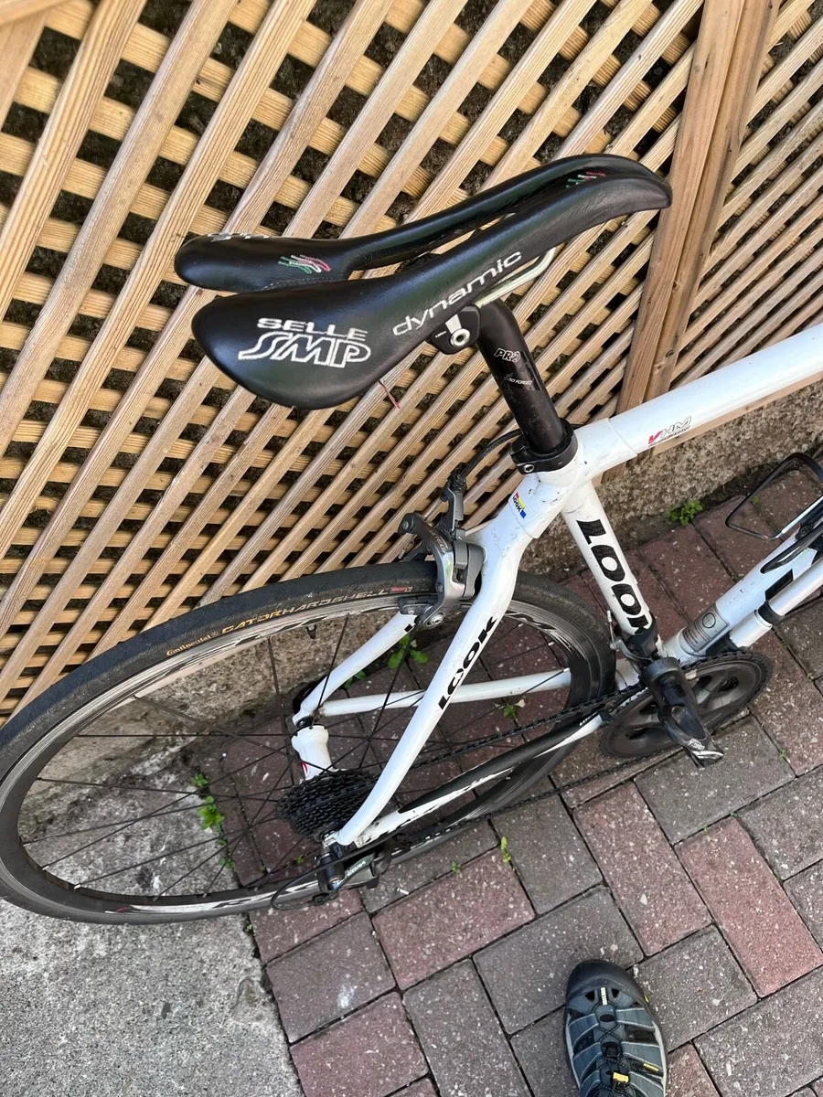 Look Carbon Frame Road Bike - Image 3