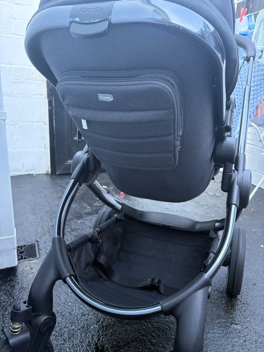 Icandy Peach 7 buggy/ pram bundle - Image 4