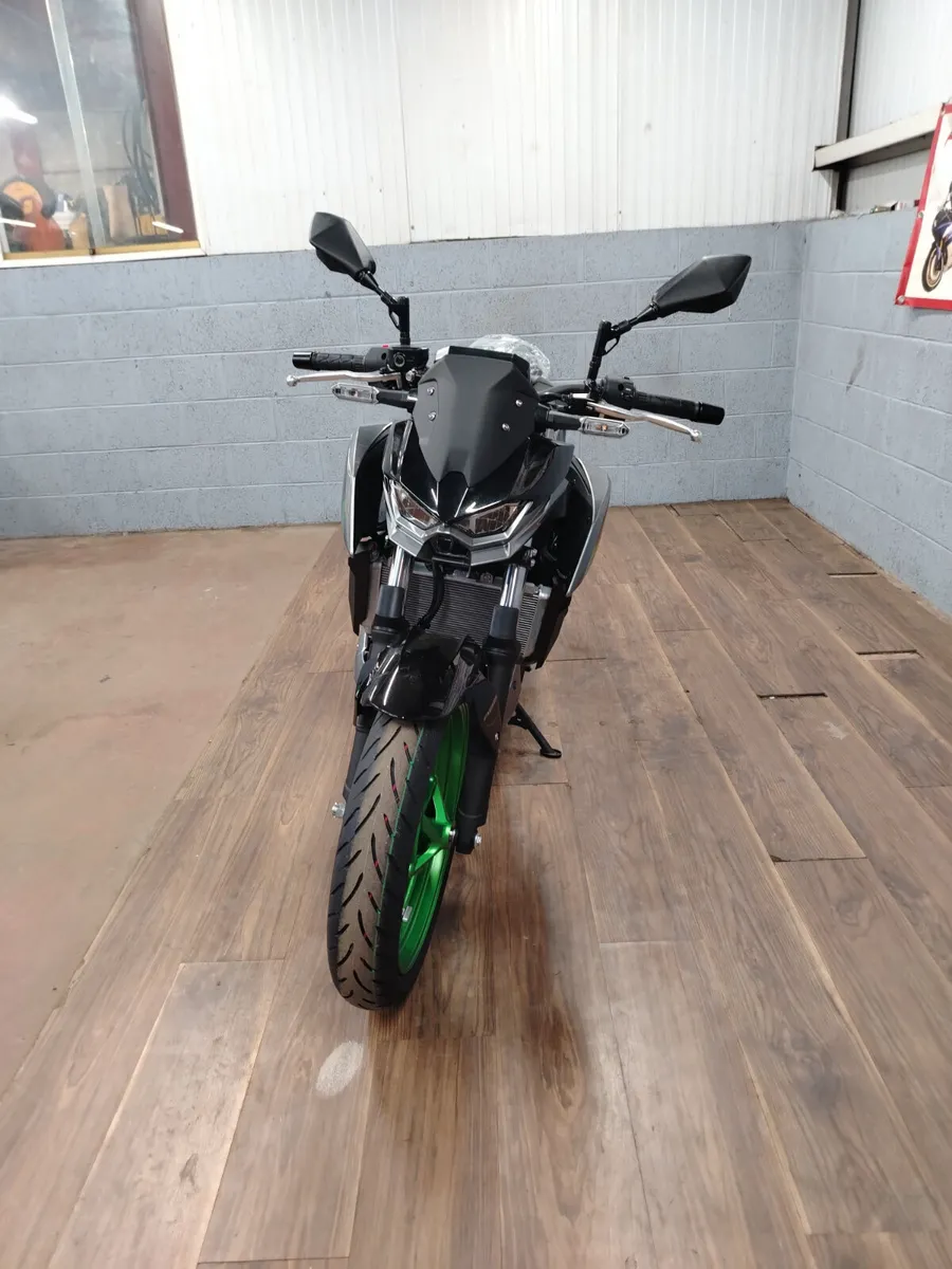 Kawasaki Z500SE - Image 4