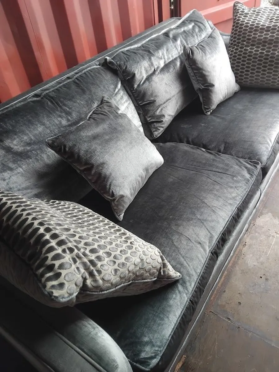 Duresta couch - Image 1