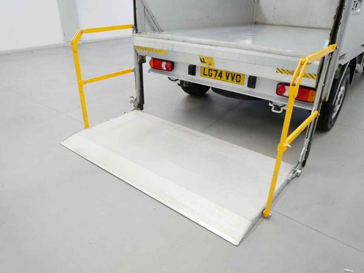 VB - 2025 Citroen Relay Dropside Van - Image 4