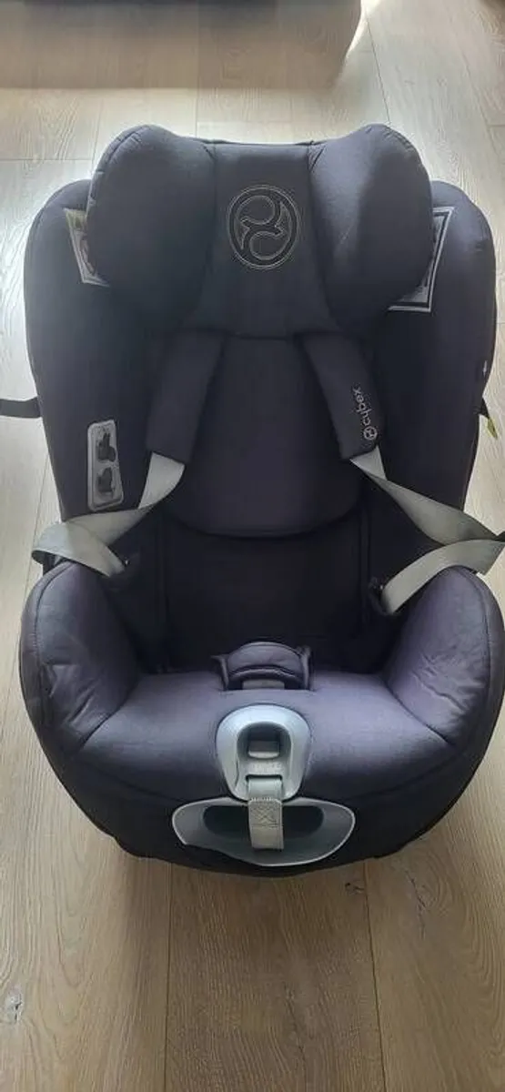 Cybex Sirona Z i-size car seat - Image 1