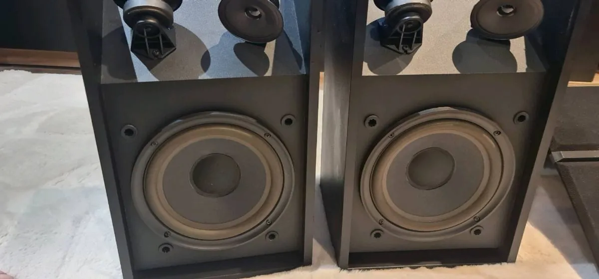 Vintage Bose 301 Series III Direct/Reflecting Spea - Image 3