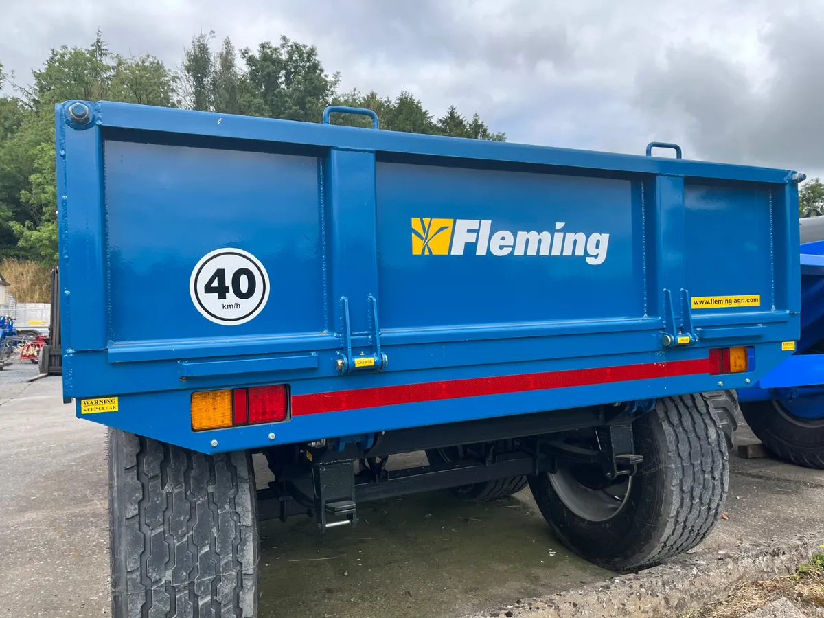 **New Fleming TR10HD Dump Trailer** - Image 4