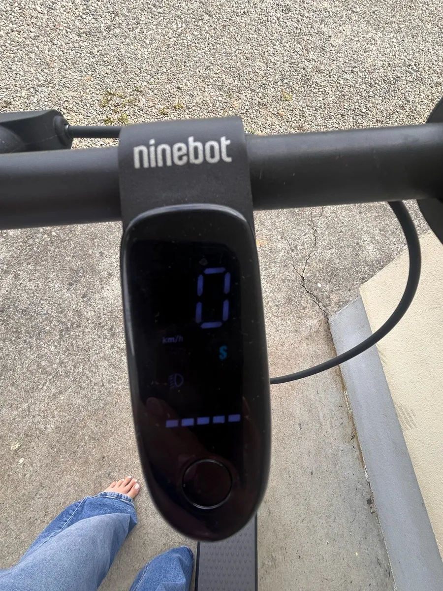 SCOOTER Ninebot F25E - Image 3