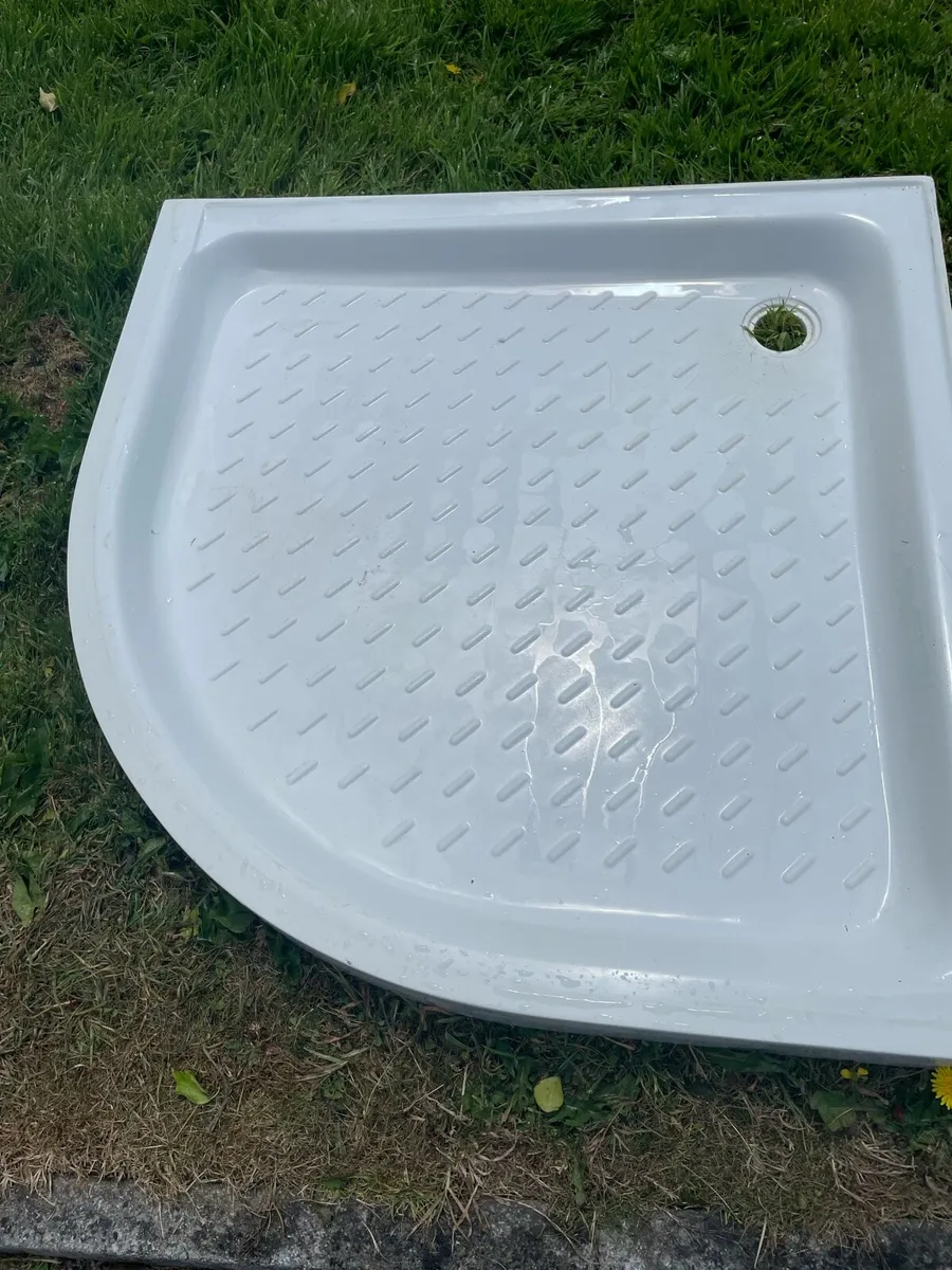 Quadrant Shower Tray - Image 3