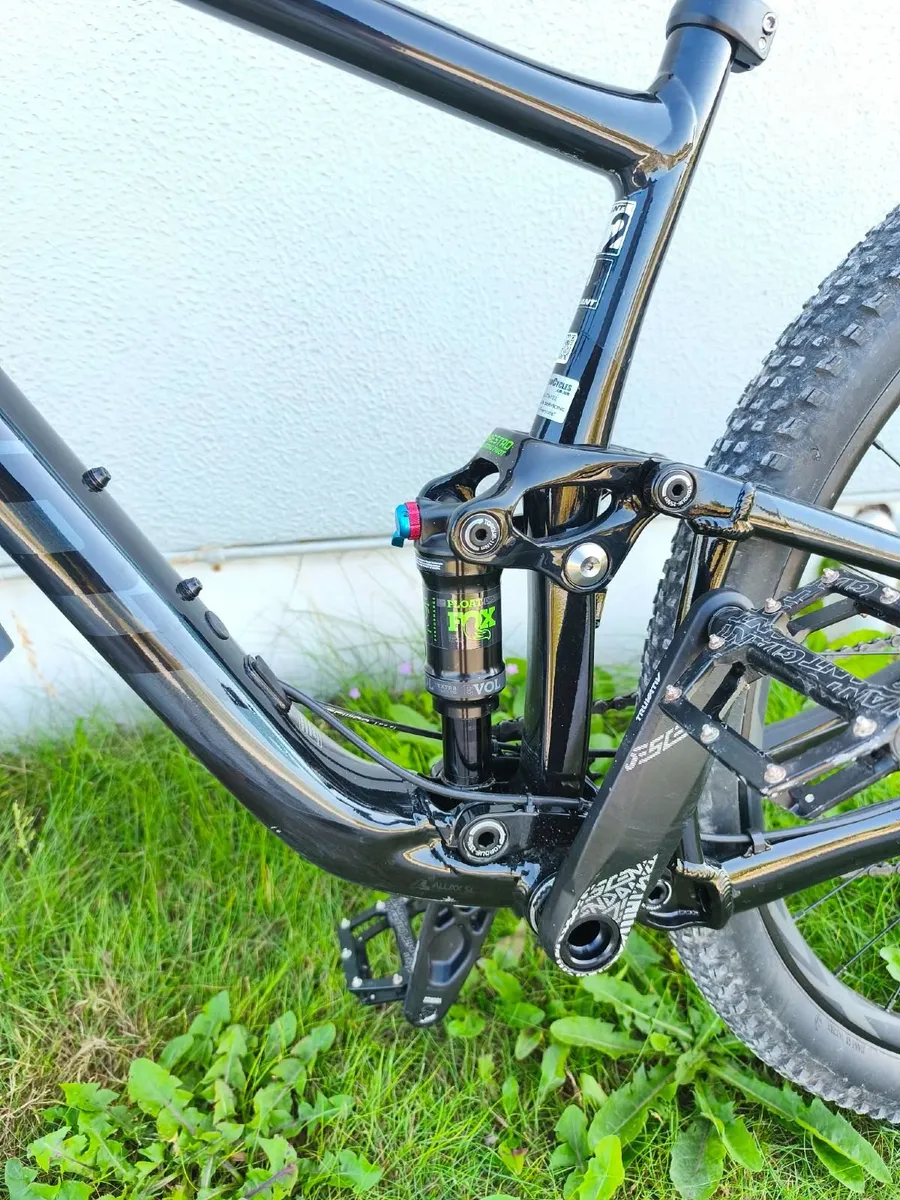 Giant full suspension bike - Image 3