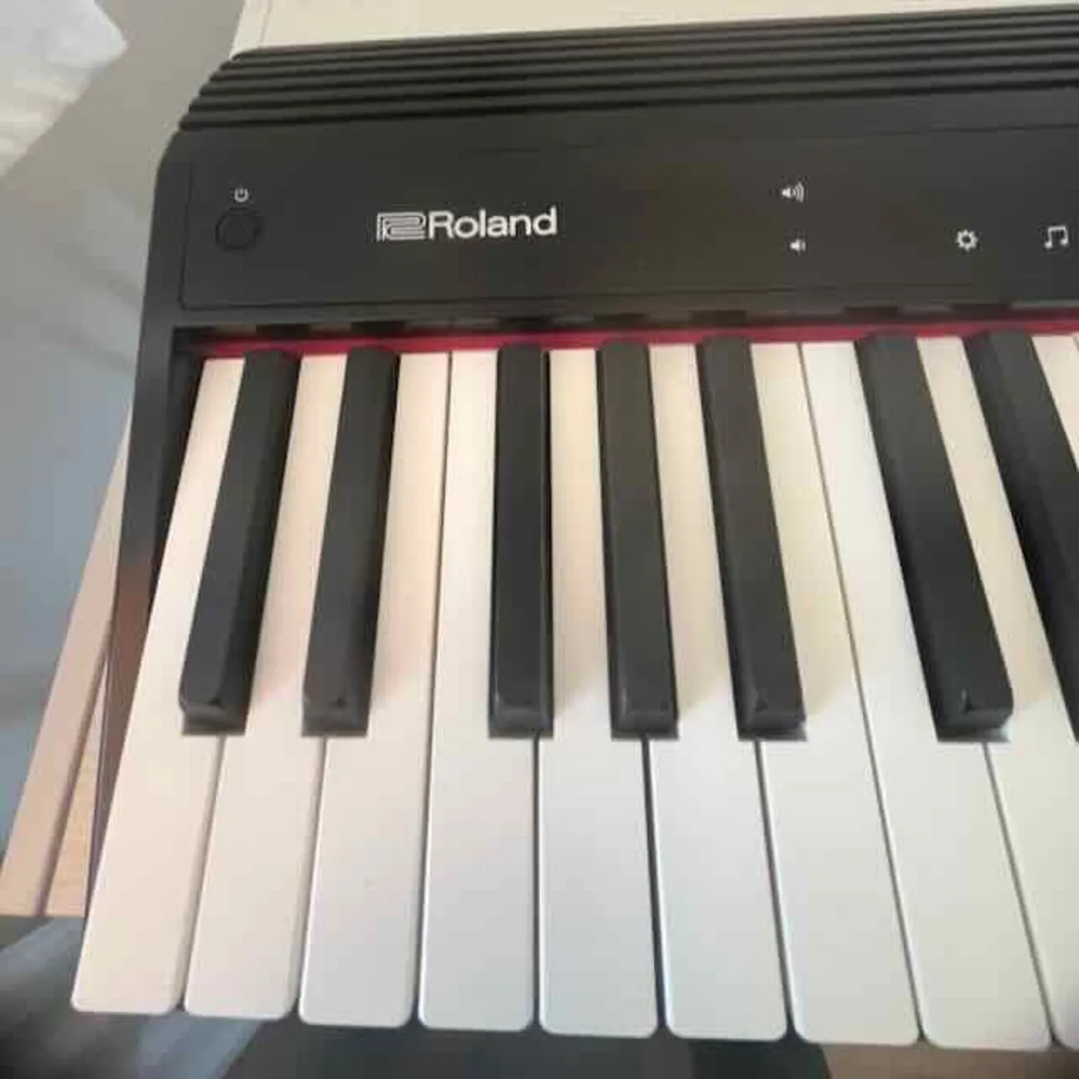 Roland Go 61 Key Digital Piano - Image 4