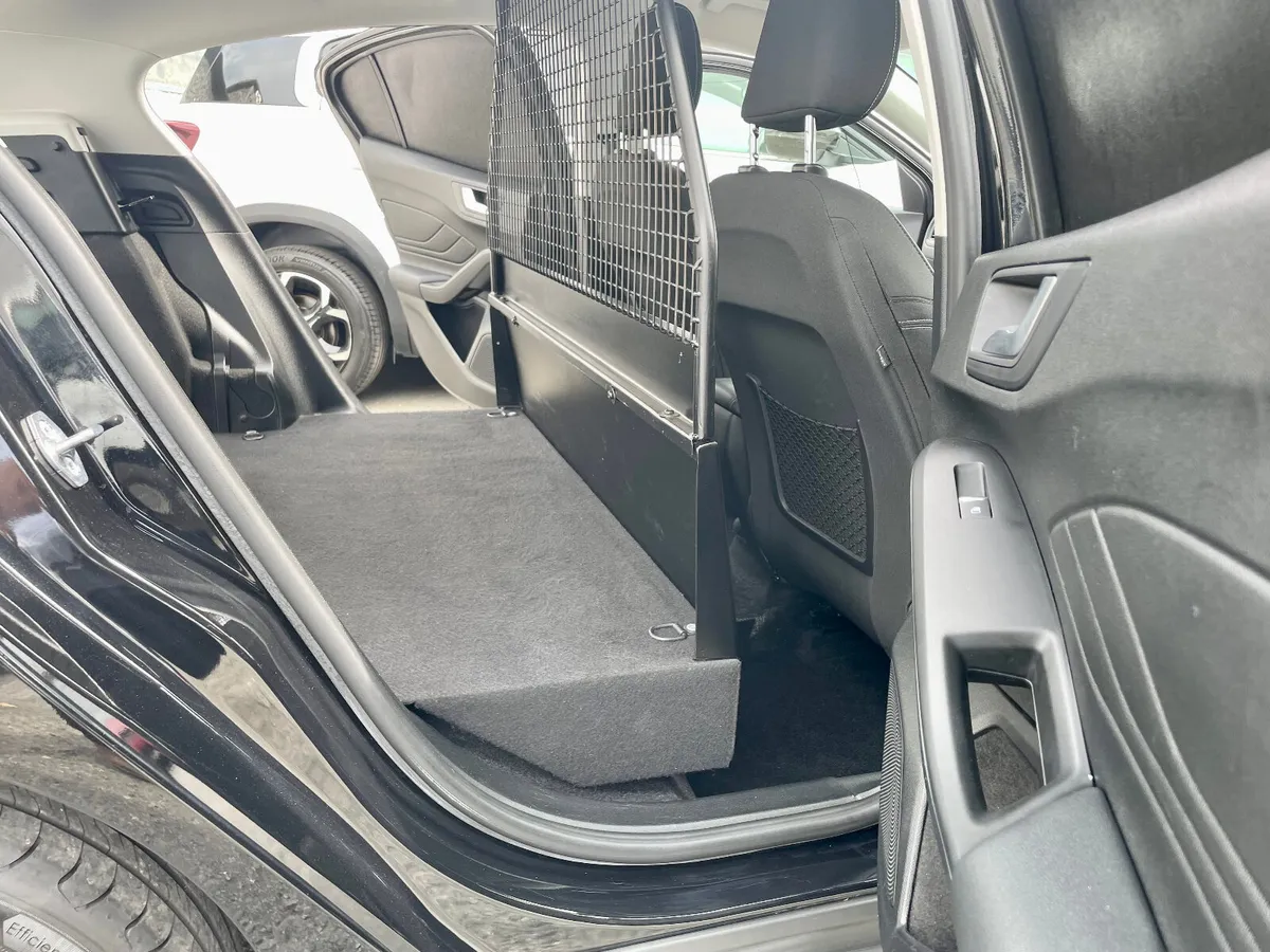 Ford Focus Titanium 1.5TDCI Diesel Manual Van,2022 - Image 4