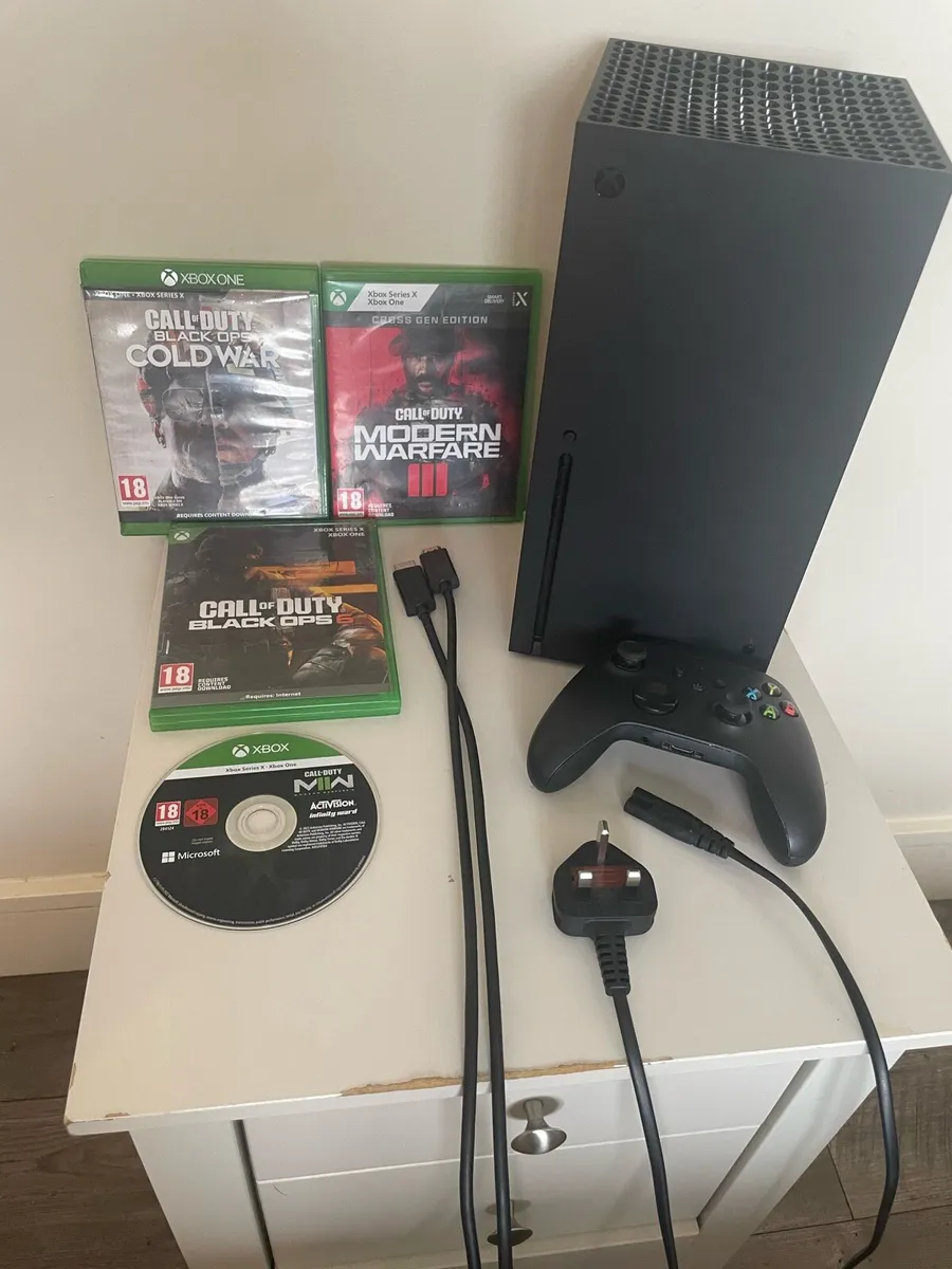 Xbox Series X Bundle - Image 2