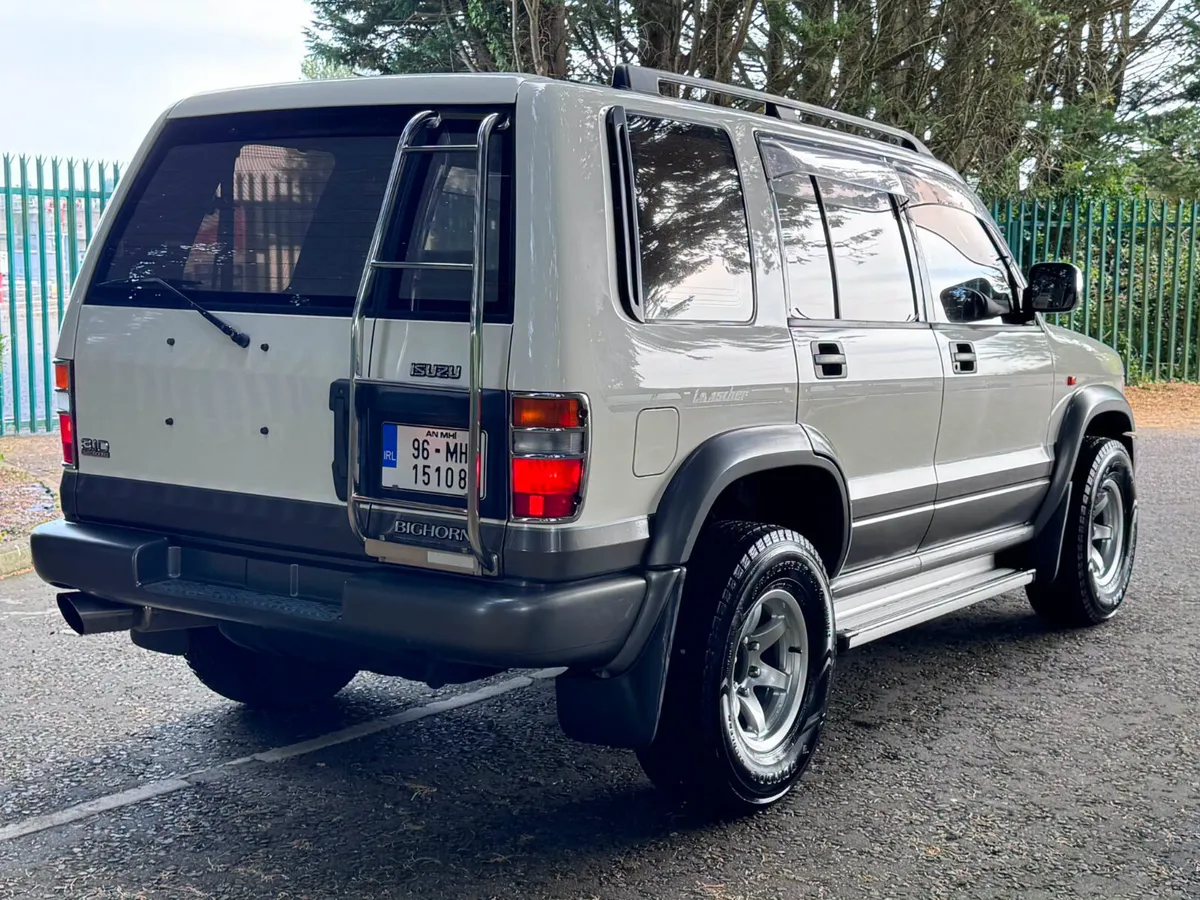 1996 Isuzu Bighorn Irmscher edition - Image 3