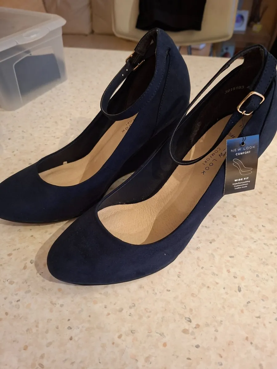 Womens shoes - Image 3