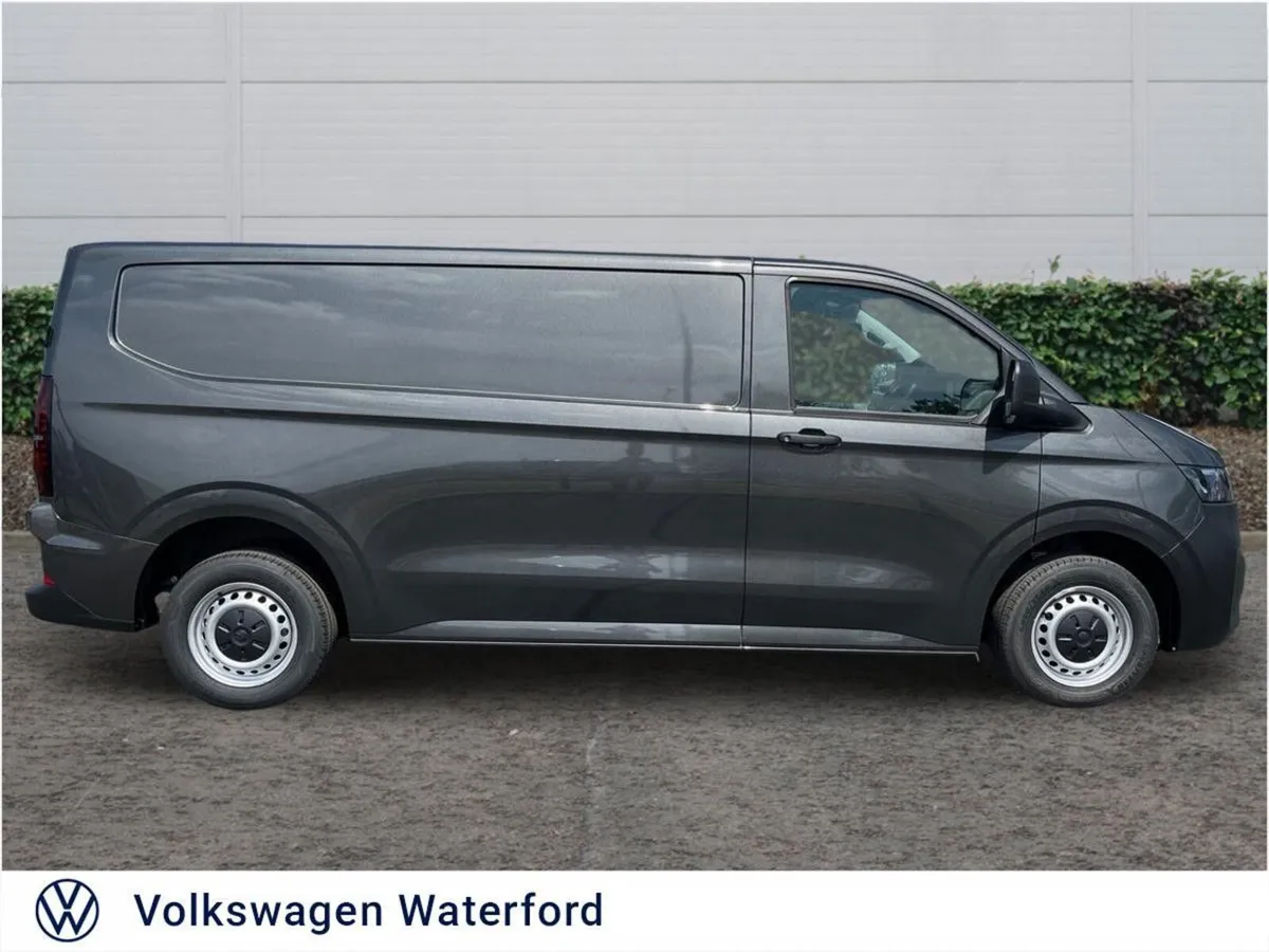 Volkswagen Transporter Trendline LWB 110HP manual - Image 4