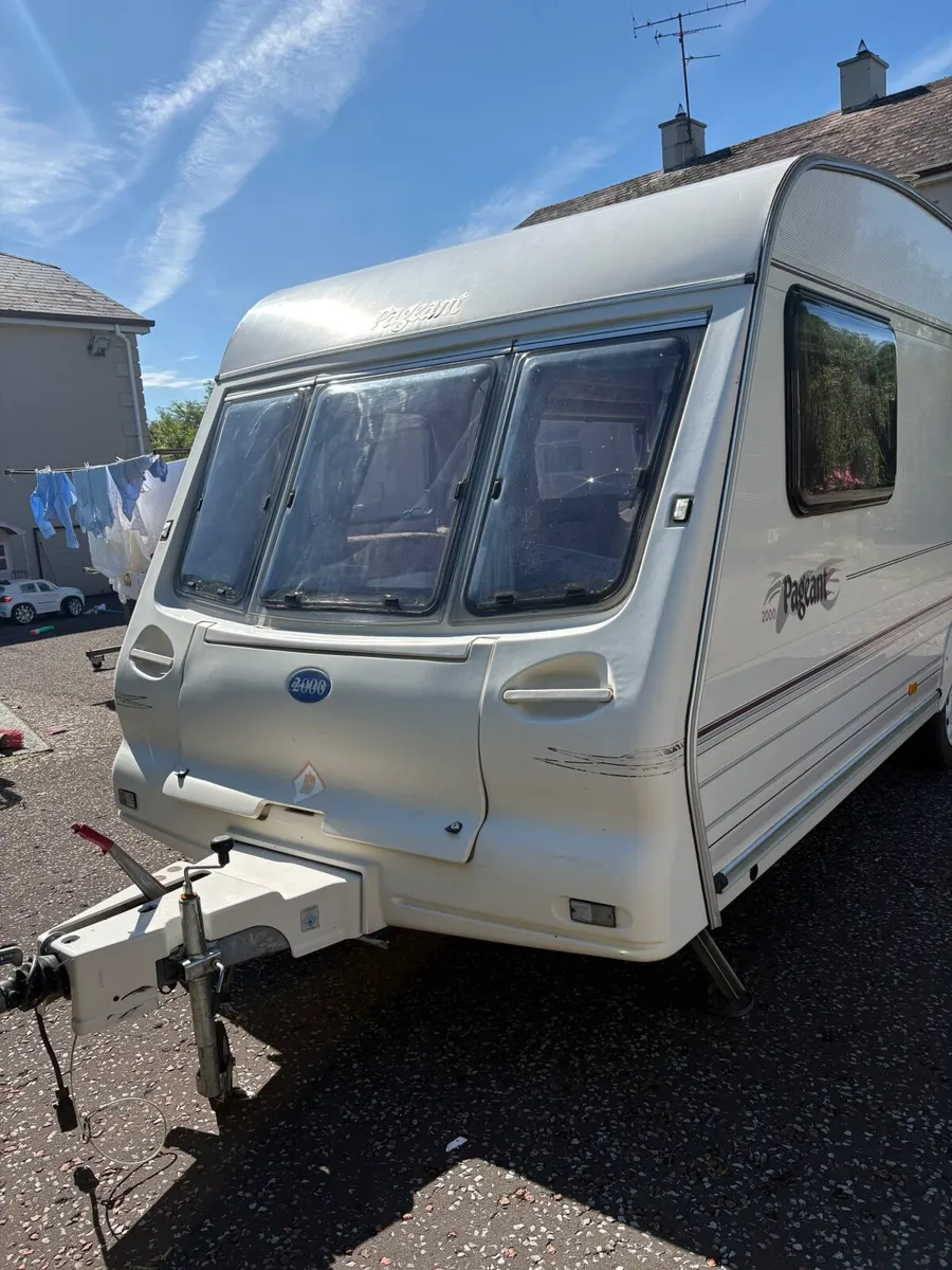 Caravan 4/5 berth - Image 2