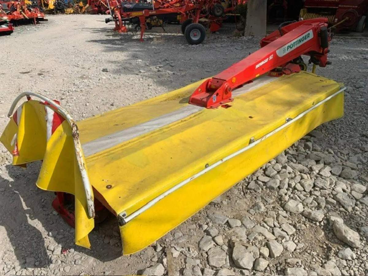 POTTINGER NOVACAT 352 MOWER - Image 2
