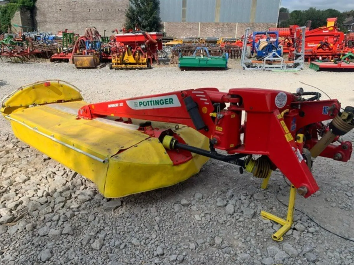 POTTINGER NOVACAT 352 MOWER - Image 3