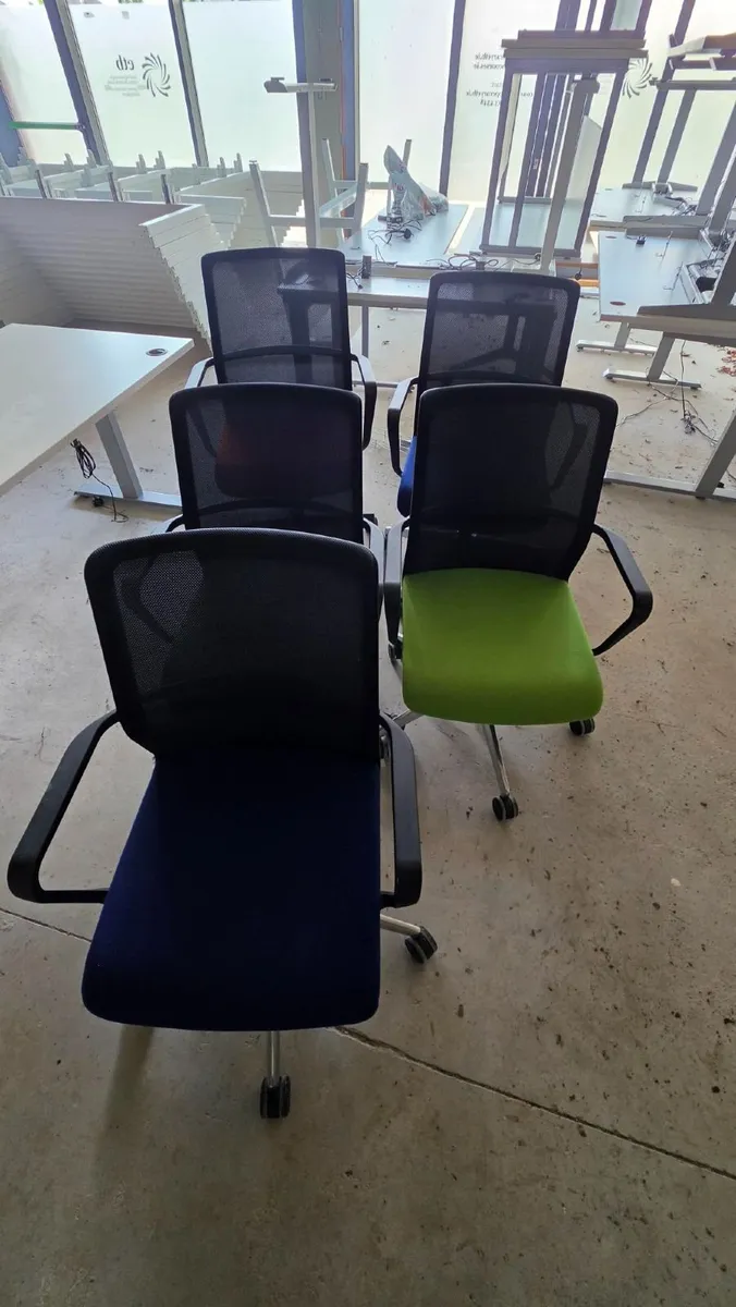 LARGE OFFICE FURNITURE CLEARANCE – BULK QUANTITIES - Image 1