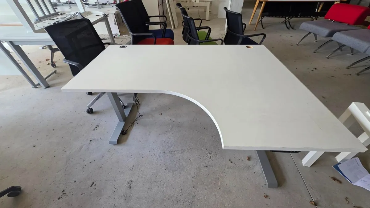 LARGE OFFICE FURNITURE CLEARANCE – BULK QUANTITIES - Image 4