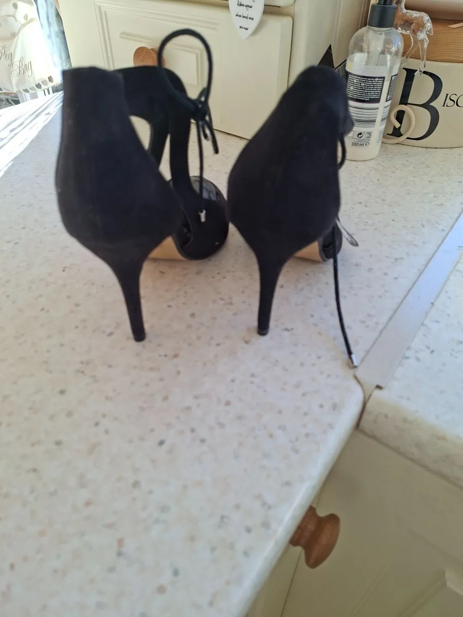 Shoes - Image 2