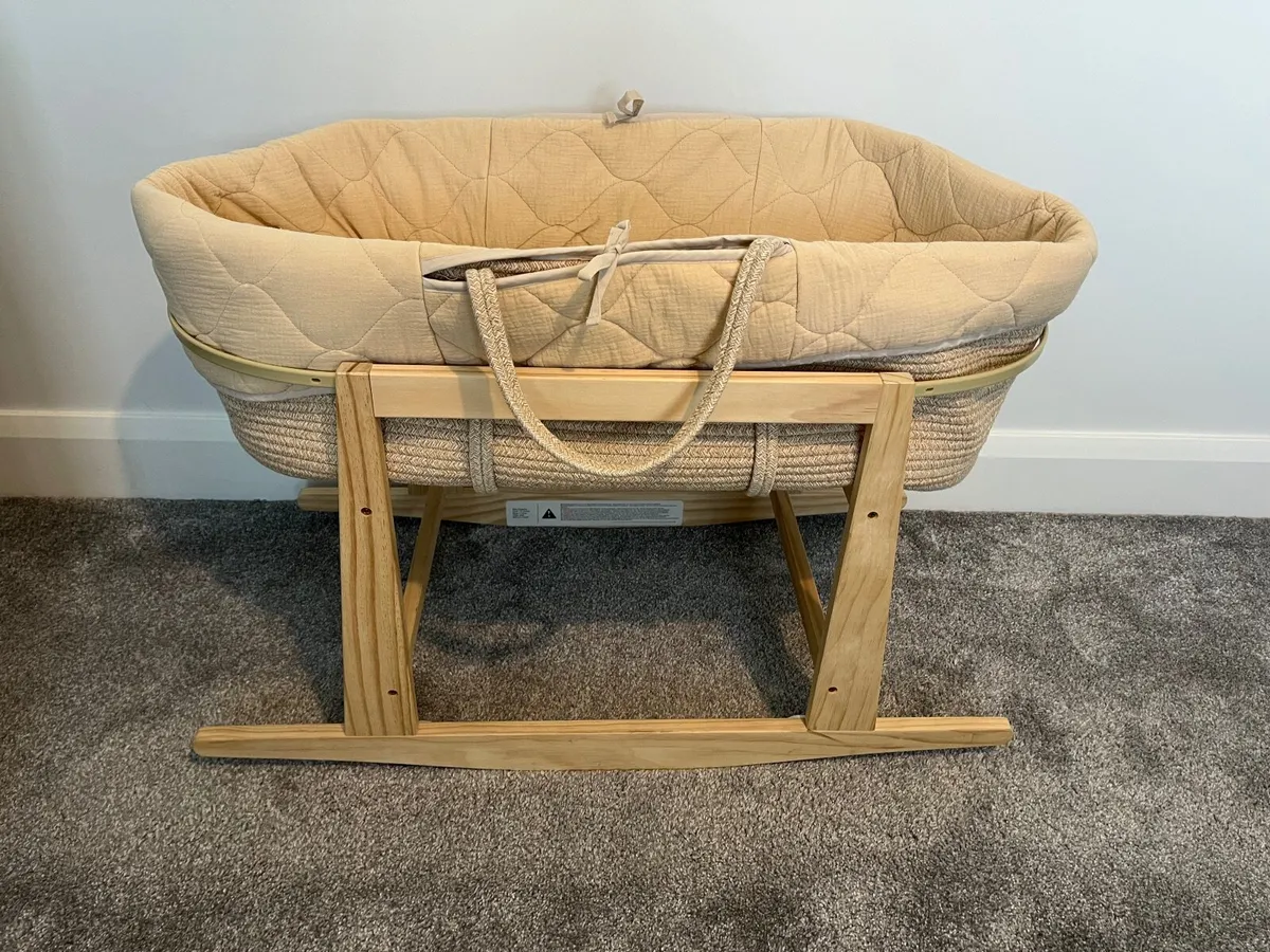 Moses  basket - Image 1