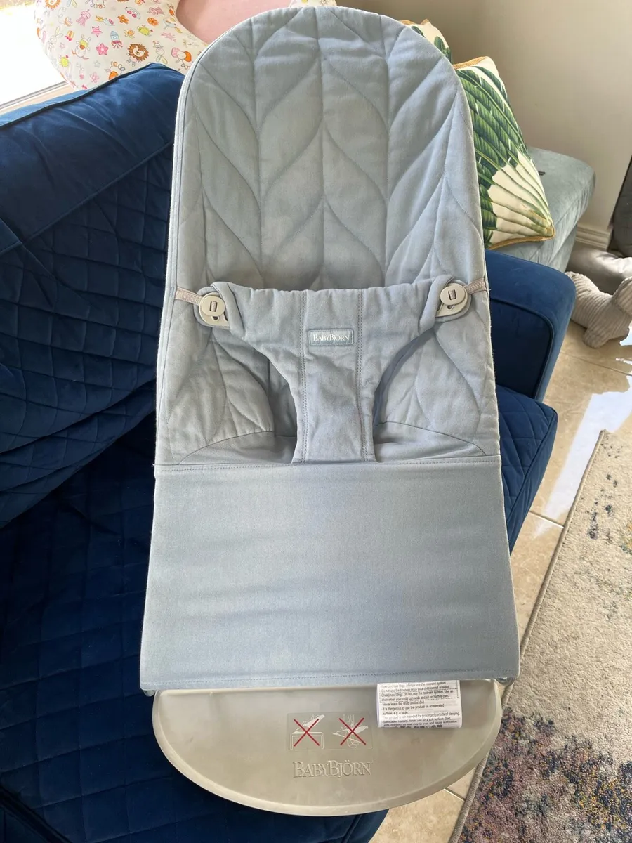 Baby Bjorn Bouncer Bliss - Petal Blue - Image 3