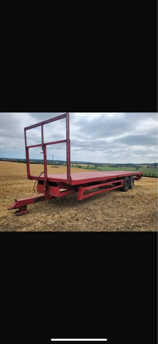 36 ft bale trailer - Image 1